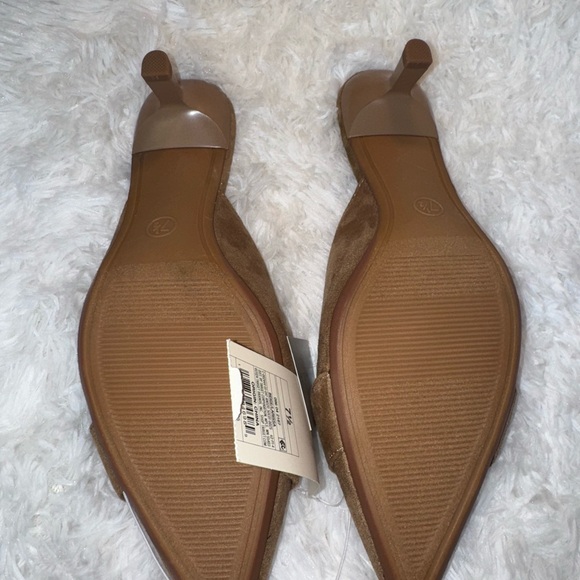 Women’s Larissa Pointed Toe Mule Heels – A New Day - Picture 4 of 6